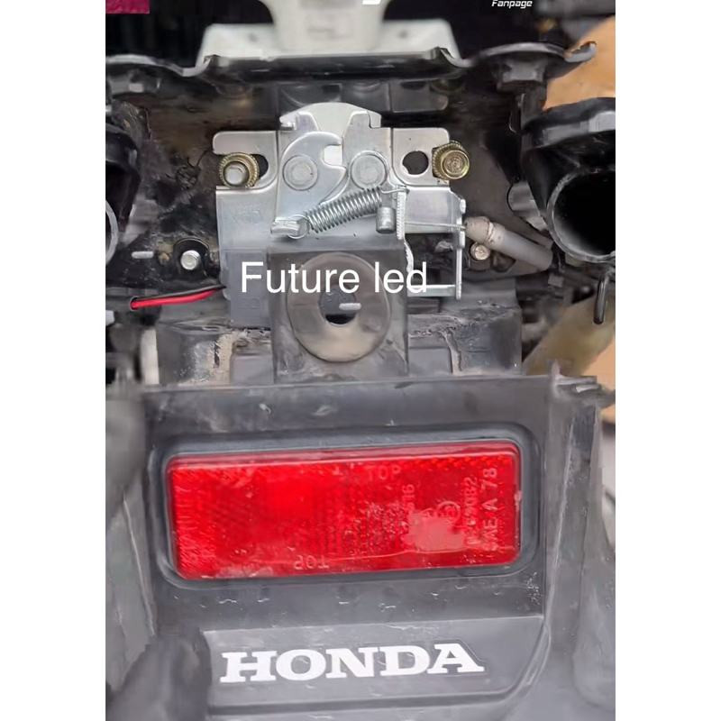 Khoá yên điện 12v xe máy phổ thông ya,hd(Si,Ex135,Novo, Si fi, Ju Finn)