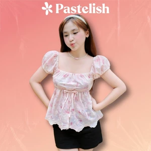 Áo babydoll hoa nhí xẻ tà, tay áo cách điệu, vải boi thêu hoa - Pastelish