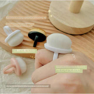Chổi phủi bụi móng đeo tay - giúp vệ sinh bụi móng khi dùng mày mài