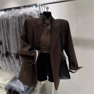 Áo khoác dạ blazer phong cách sang chảnh