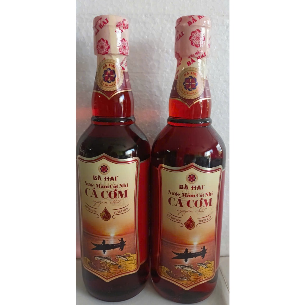 NƯỚC MẮM CỐT NHỈ CÁ CƠM BÀ HAI 40 ĐỘ ĐẠM (MẮM NGUYÊN CHẤT) 500ml x 2 chai thuỷ tinh