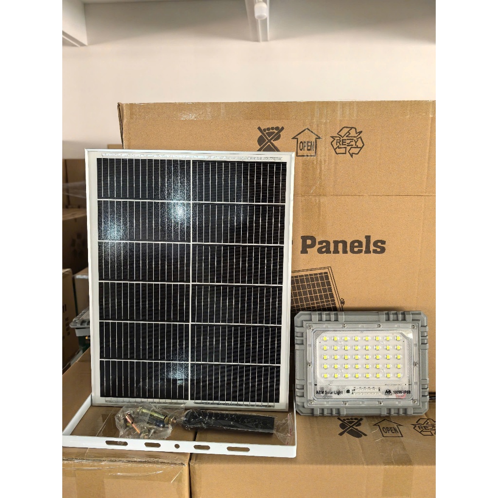 [200W] Đèn Pha Năng Lượng Mặt Trời ABMSOLAR, Chất Liệu Nhôm Đúc Nguyên Khối , Chống Nước IP68