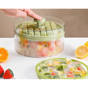 Khay làm đá viên nhiều tầng tiện dụng