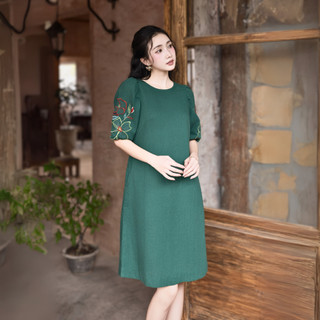 SWANLAKE | Váy Đầm Nữ Suông Cổ Tròn Thêu Hoa Tay Bí Lỡ Vải Linen Thanh Lịch Công Sở Có Túi D12013