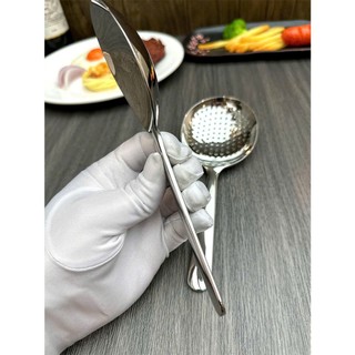 Thìa Vá Bản To Trơn Thủng 20.3x7.5cm
