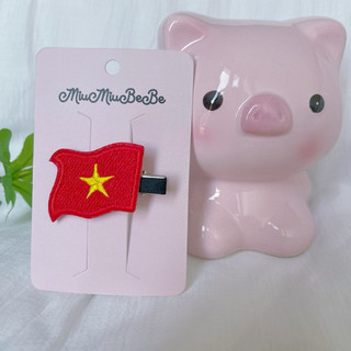 Set 02 kẹp hình lá cờ cách điệu chào mừng ngày Lễ Quốc Khánh/ các dịp lễ lớn của Đất Nước
