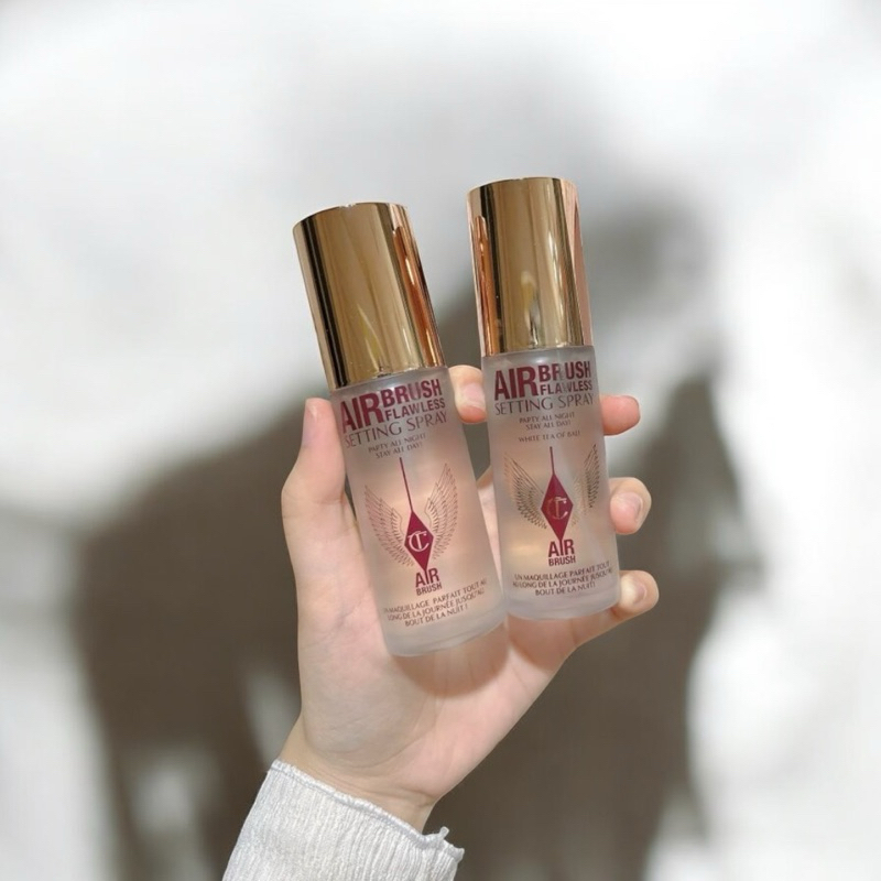 Xịt Khóa Nền Charlotte Tilbury Airbrush Setting Spray –  Full size 100ml – Giữ Makeup Lâu, Lớp Sương Mịn, Chống Trôi.