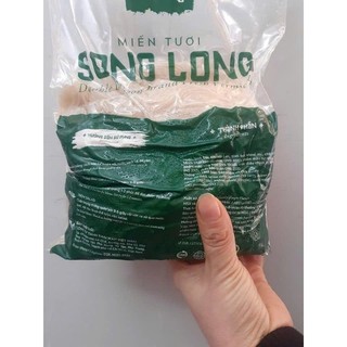 1kg Miến Tươi Song Long được làm từ Đậu Hà Lan đặc biệt dẻo dai, không bị trương nở,phù hợp để chế biến món xào,nấu
