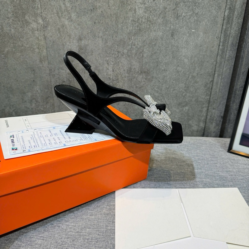 👠👜🕶️🎒…Sandal xuồng