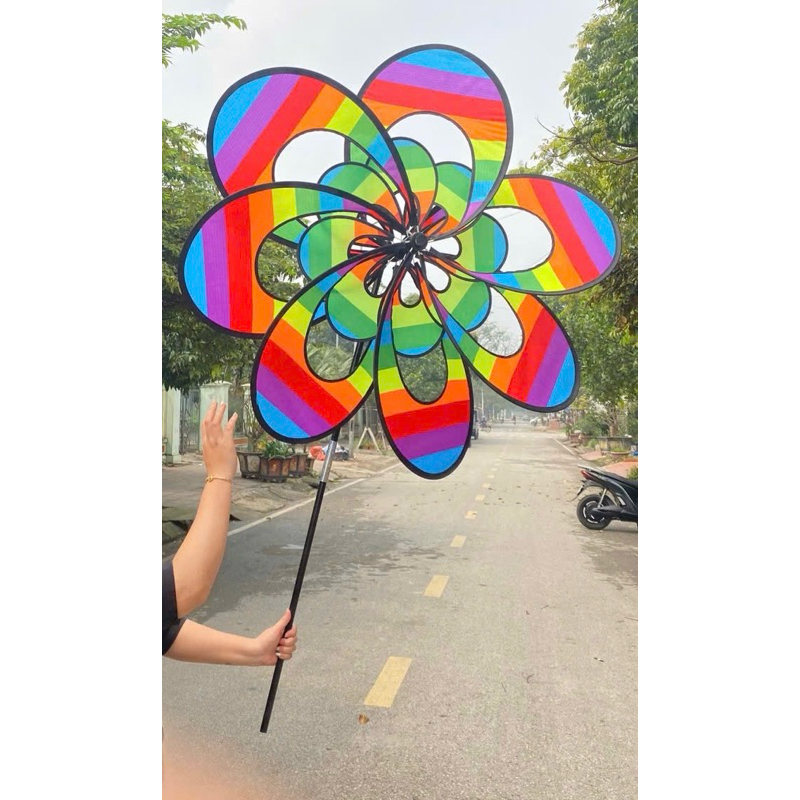 [SIÊU TO KHỔNG LỒ] Chong Chóng Hoa Kép Cầu Vồng Size Lớn – Quay Cực Đẹp, Trang Trí Sân Vườn/Chụp Ảnh Ngoài Trời