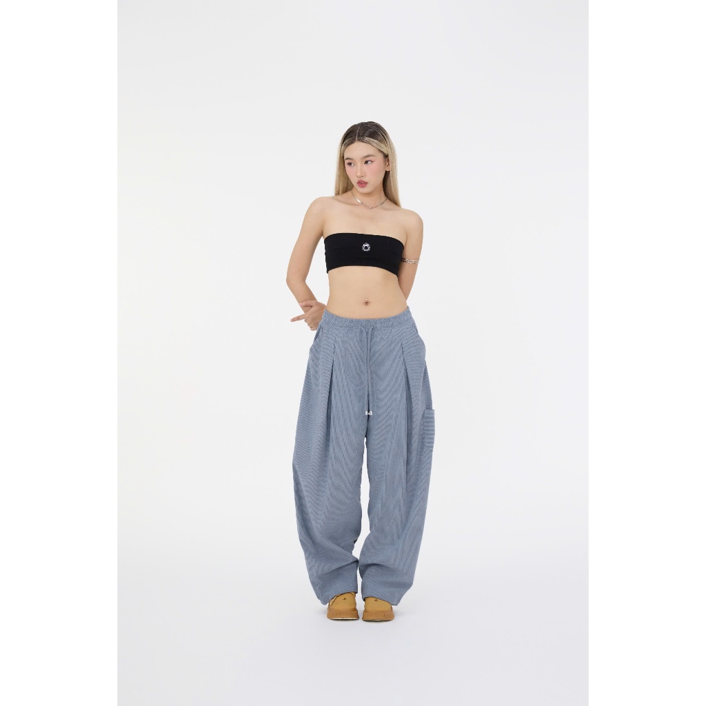 Ảnh Quần Dài Ống Rộng Vải Nhung Tâm - Brand TSUN Chính Hãng [UNISEX] Thêu Túi Sau 2