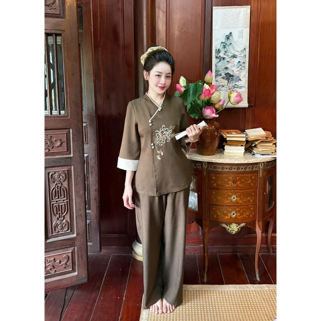 Đồ đi chùa cổ V thêu hoa bỉ ngạn vải đũi thái Pháp phục lễ chùa tay lỡ Đồ lam nữ đính cúc bọc đũi mềm Thanh lịch