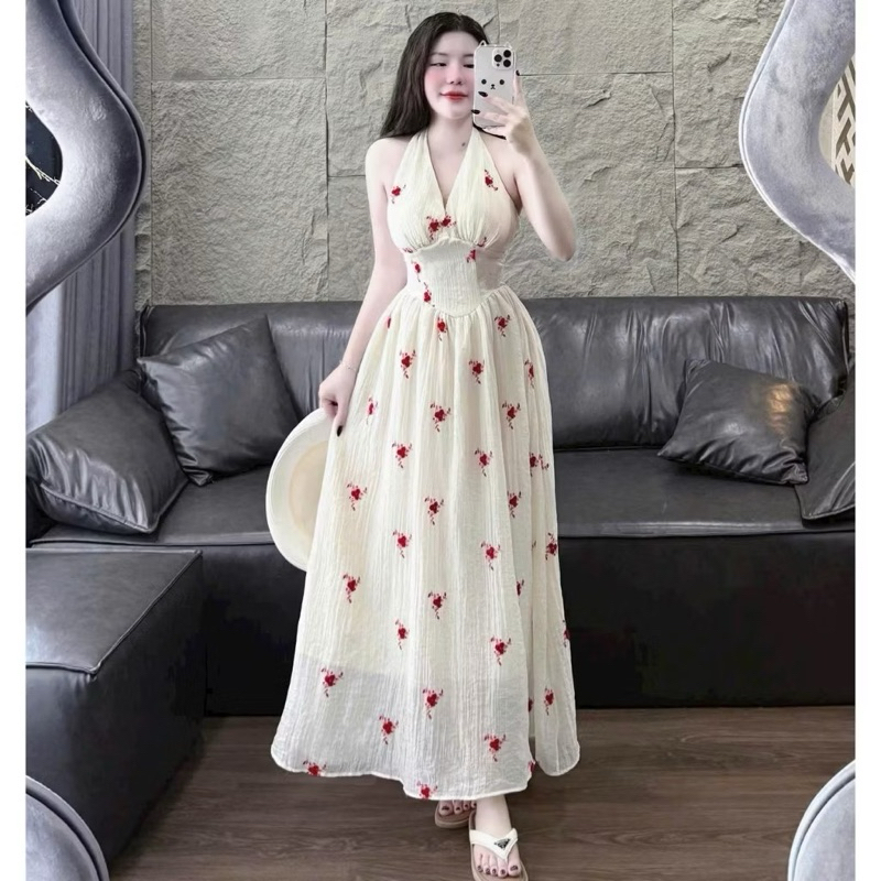 Đầm Maxi Hở Lưng Hoa – Dịu Dàng, Nữ Tính, Thanh Lịch