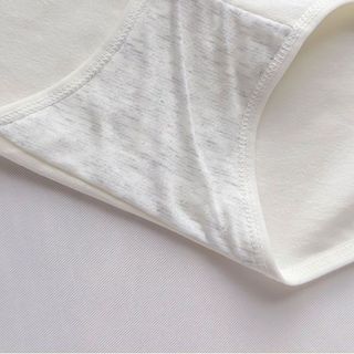 Quần lót nữ cotton thấm hút tốt co giãn linh hoạt Quần chip nữ cạp vừa tôn dáng gợi cảm DEVARI L4111