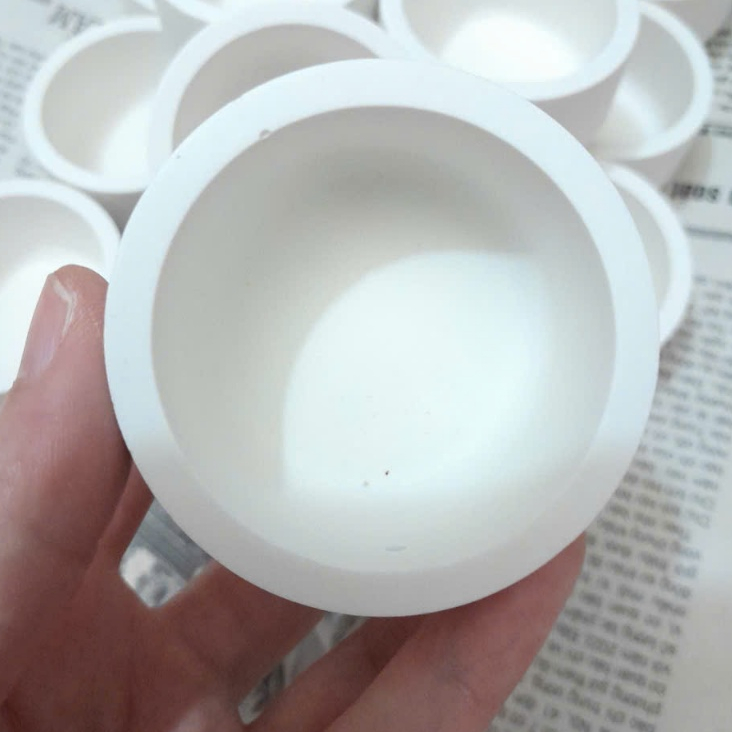 Ảnh Hộp 24 cốc đựng nến bằng thạch cao kích thước 5.5*3cm dùng làm nến cúng dường, decor, nghệ thuật 1