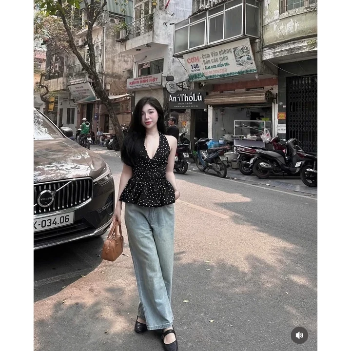 Áo Cổ Yếm Buộc Nơ Sau Chun Lưng Dáng Bí Phồng Xinh. Áo Yếm Chấm Bi Nữ Cổ V Sâu Hở Lưng Dáng Peplum Ôm Eo Tôn Dáng B21
