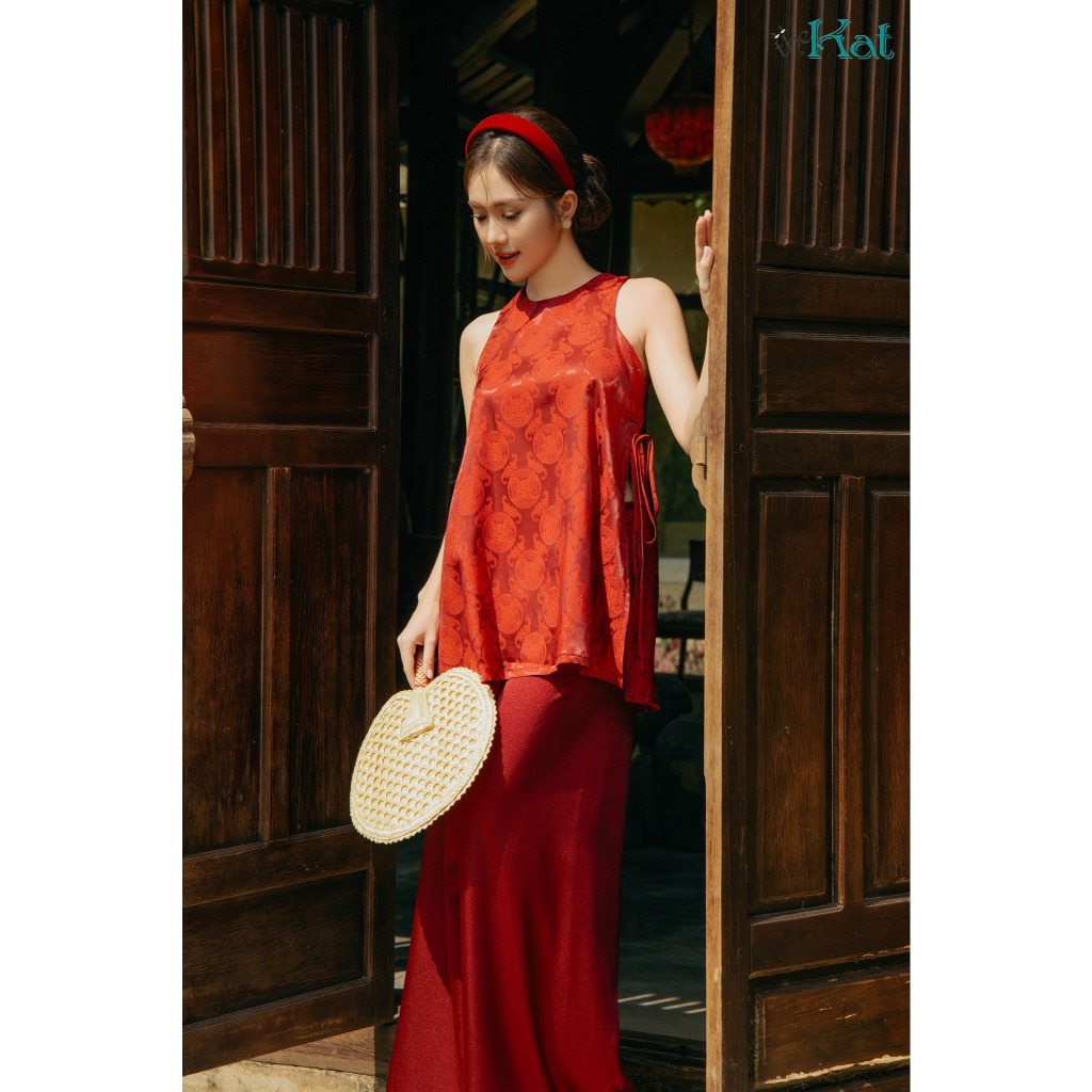 Áo Thanh Hoa The Kat House, vải lụa tổnh mịn màng, mỏng nhẹ, thoáng mát, lên dánh xinh