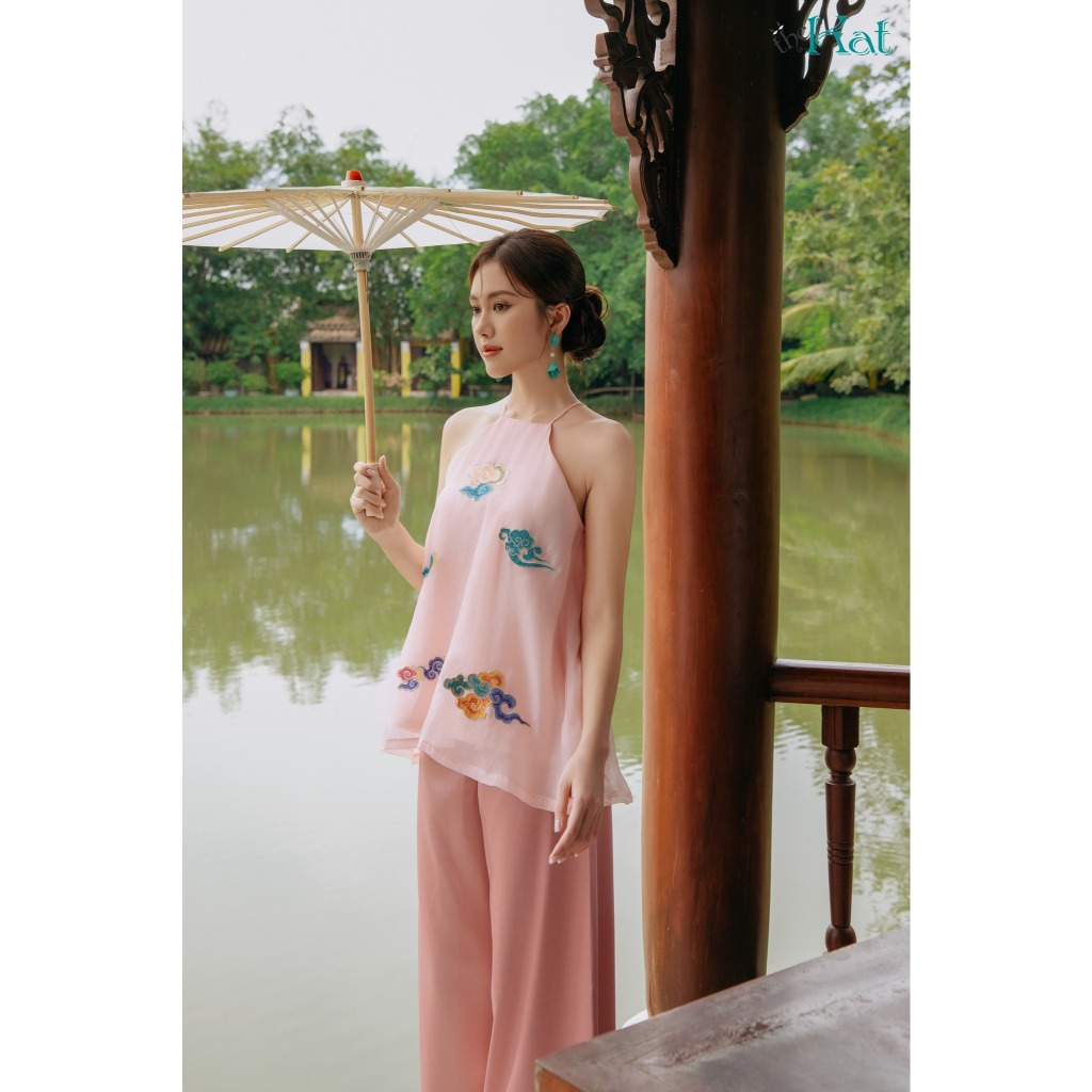 Áo Yếm Phù Vân The Kat House nhẹ nhàng, thanh lịch, dịu dàng, du xuân, đi chơi, cà phê
