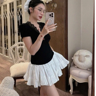 Áo thun Zip Nữ CỔ  V Phối Ren Nữ Nhẹ Nhàng Ôm BODY