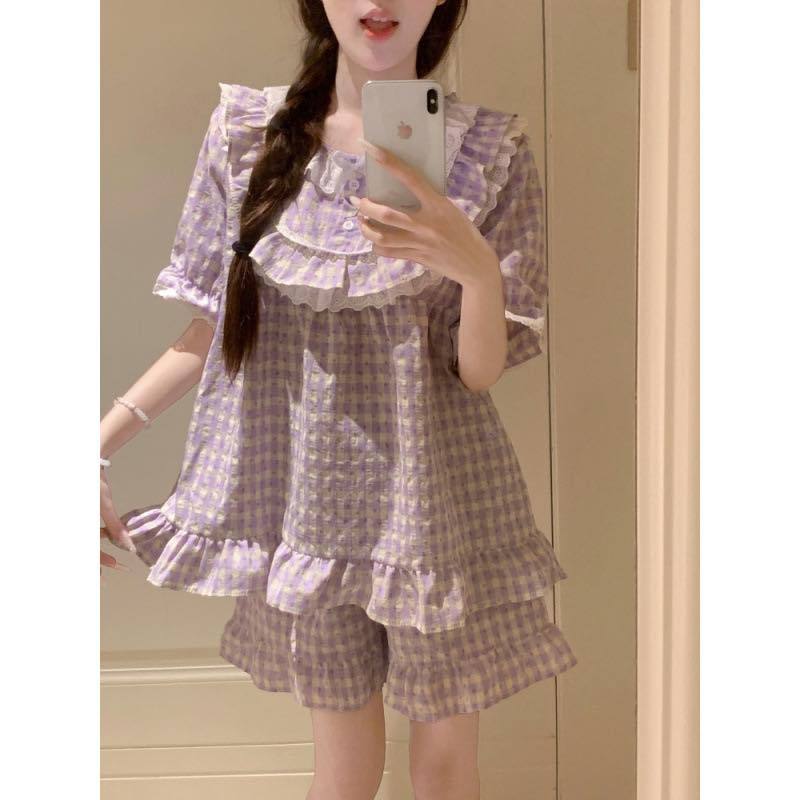 Bộ ngủ cotton nữ cao cấp kẻ caro tím trắng tay ngắn quần dài, bộ pijama nữ mặc nhà  viền bèo nhún dễ thương hcom26030