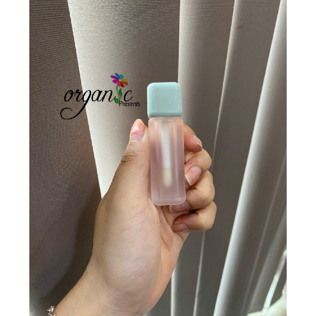 VỎ SON KEM (VUÔNG MỜ NẮP XANH LAM/HỒNG)