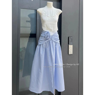 Chân váy kẻ nhún hông đính hoa sang chảnh dành cho nữ mặc đi chơi hẹn hò du lịch biển xinh đẹp - Baotrang.clothes