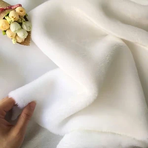 Thảm Lông Chụp Ảnh Sản Phẩm - Thảm Lông Trải Bàn Trang Điểm Màu Trắng Lông Thỏ