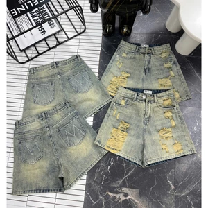 Quần Jean Ngố Nữ Rách Tua RuaTrước Túi Sau Thêu 301 - 302
