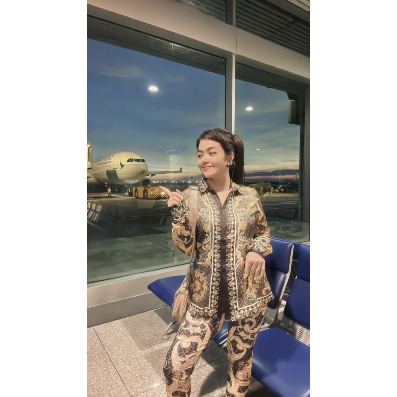 Set áo sơ mi & quần leggings Versace nhiều màu