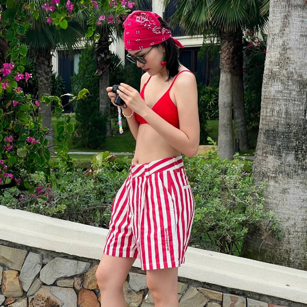 Ảnh làminapparel - STRIPED PLEATED SHORTS 1