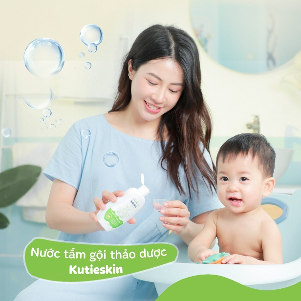 Ảnh Combo 2 Nước tắm gội thảo dược cho bé kutieskin 200ml - STK01-2 1