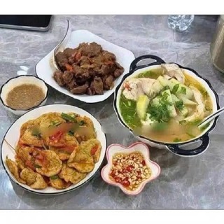 Tô Tròn 2 Quai Viền Đen Sứ Xương Cao Cấp
