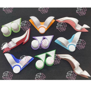 (màu thường) Móc treo vợt cầu lông in 3D YoNeX, LiNinG, VicToR nguyên khối chắc chắn