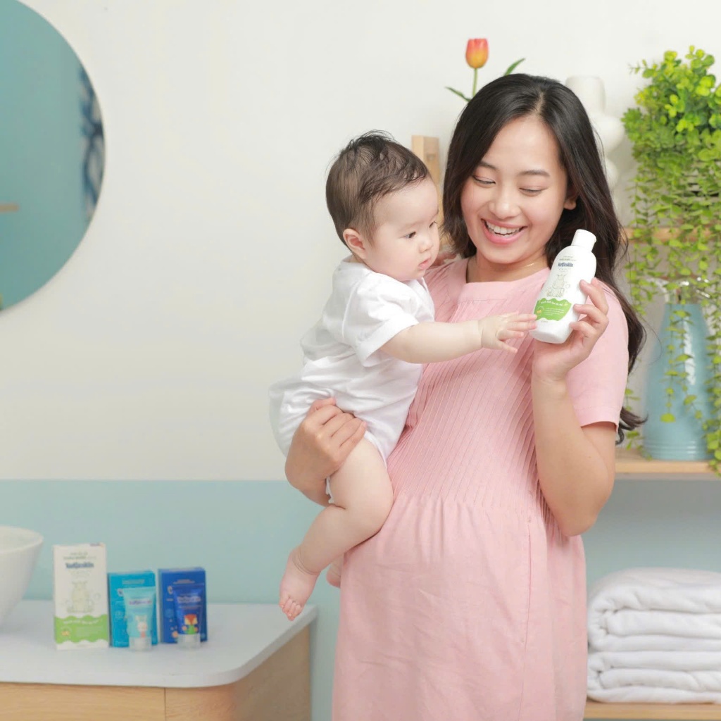 Ảnh Combo Nước tắm gội thảo dược và Kem dưỡng ẩm Kutieskin - KKA01, STK01 2