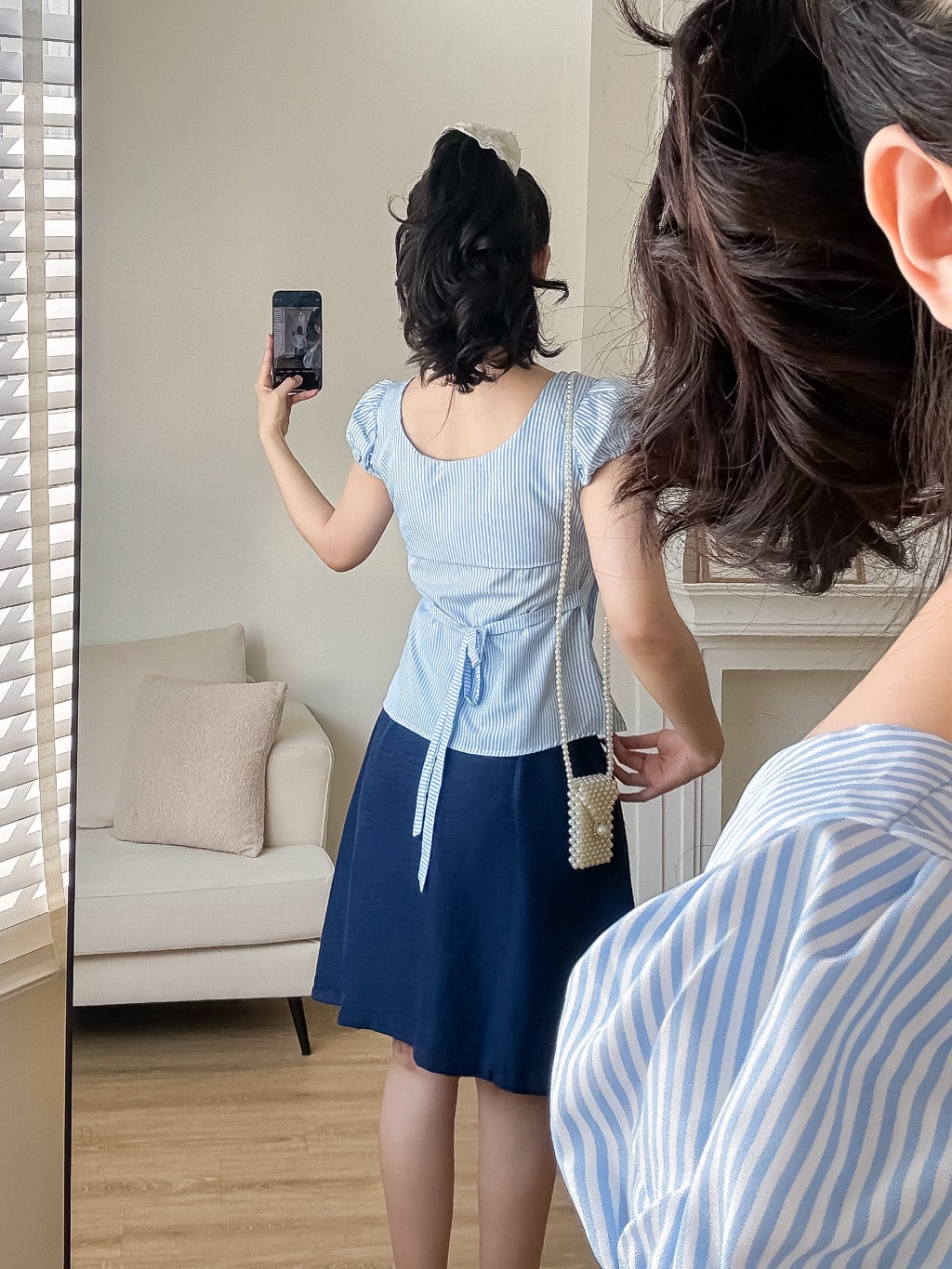 Ảnh Áo Tay Phồng Xinh Xắn GAGO Brand Cổ Vuông Sơ Mi Kiểu Thời Trang Nữ Mặc Hằng Ngày Đi Học Đi Chơi Tôn Dáng 1