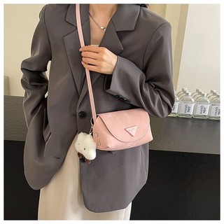 Túi đeo chéo nữ túi đeo vai thời trang da nhung kèm charm bông mác tam giác Liistore K267