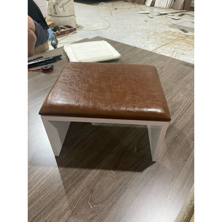 ghế cao 21cm gác chân văn phòng,ghế ngồi (R30xD35xC21 cm) mặt đệm,gỗ mdf hàng đóng sẵn
