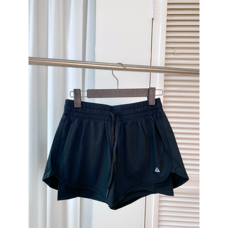 Quần short thể thao chạy bộ FitHer 2 lớp dáng rộng, chống lộ