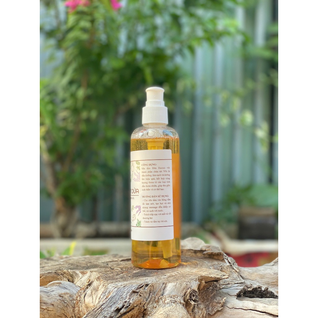 Xà phòng lỏng Escoco - Sữa tắm từ dầu dừa nuôi dưỡng làn da mềm mại và trẻ trung