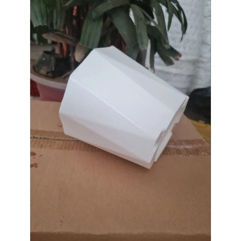 Chậu nhựa kim cương trắng trồng cây kích thước 15x13cm
