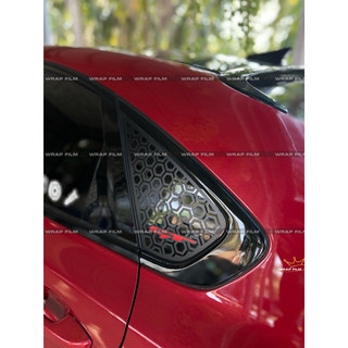 Tem dán kính tổ ong Kia K3 2022-2025, Cerato 2019-2021