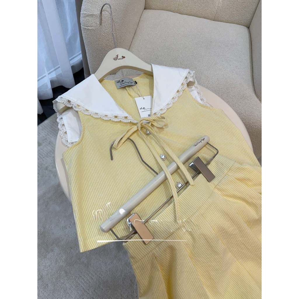 Set đồ nữ cao cấp cổ sen ren áo croptop mix chân váy, bộ hè nữ kiểu dáng năng động trẻ trung 2 màu xanh vàng HCOM26065