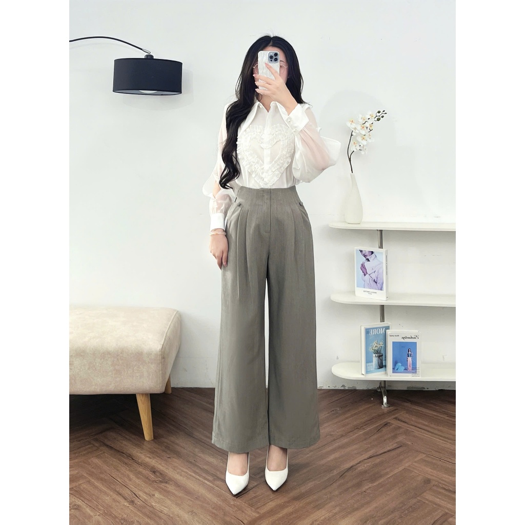 Ảnh Áo Sơ Mi Nữ 𝐂𝐂𝐇𝐀𝐓 Kiểu Xẻ Tay Bèo Rúm Hình Trái Tim Chất Liệu Voan Mềm Mại 15FDV2001ST 1