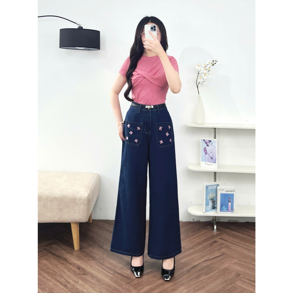 Ảnh Quần Jean Nữ 𝐂𝐂𝐇𝐀𝐓 Dáng Suông Chữ K Trang Trí Túi Chất Liệu Jeans Cao Cấp 15GDJ2020ST 1