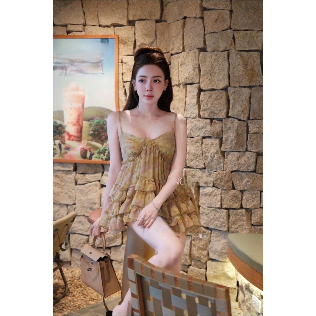 Váy nữ mùa hè tầng ngắn phong cách tiểu thư, đầm 2 dây chất voan mềm nhẹ mặc đi chơi dạo phố siêu xinh HCOM26058