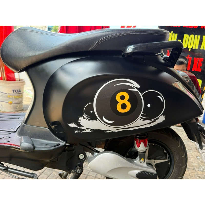 Tem Vespa số 8 đẹp