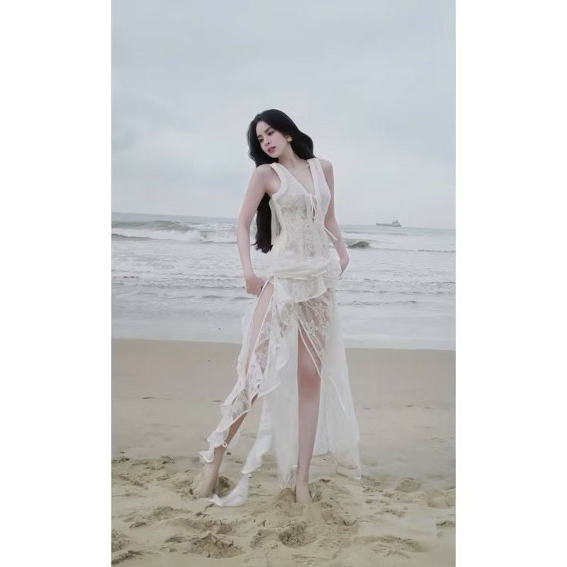 Đầm Maxi Ren Bèo Hở Lưng Quyến Rũ – Thiết Kế Nữ Tính, Phong Cách Sang Trọng, Đi Tiệc, Du Lịch, Hẹn Hò