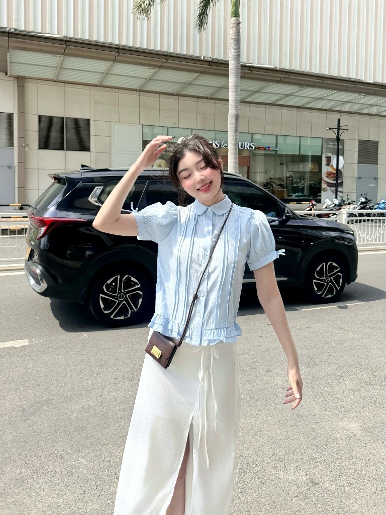 Ảnh Áo sơ mi babydoll ngắn tay form suông GAGO Brand cổ lá sen cộc tay phù hợp đi chơi đi làm GA5101 1
