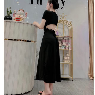 Đầm body tay ngắn dáng xoè maxi hở lưng hotgirl sexy màu đỏ đô tôn da xinh đẹp hottrend