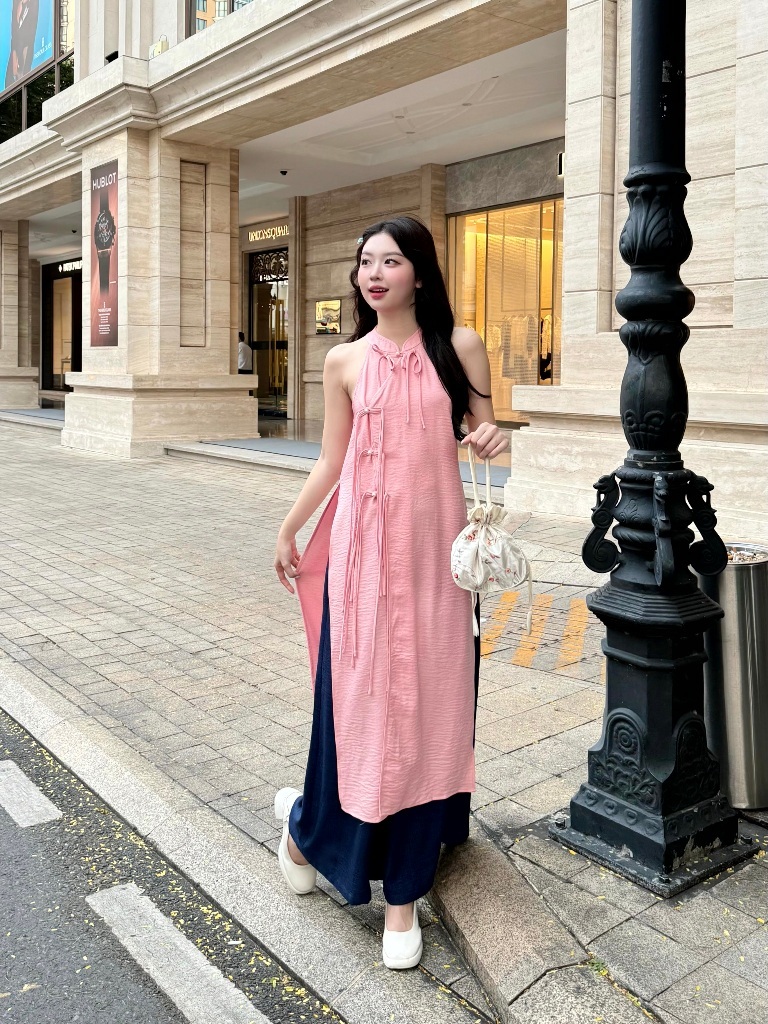 Ảnh Set Áo Dài Yếm Kèm Quần GAGO Brand Cách Tân Dáng Suông Mặc Dịp Tết, Đi Chơi Tết 2025 Ất Tỵ 2